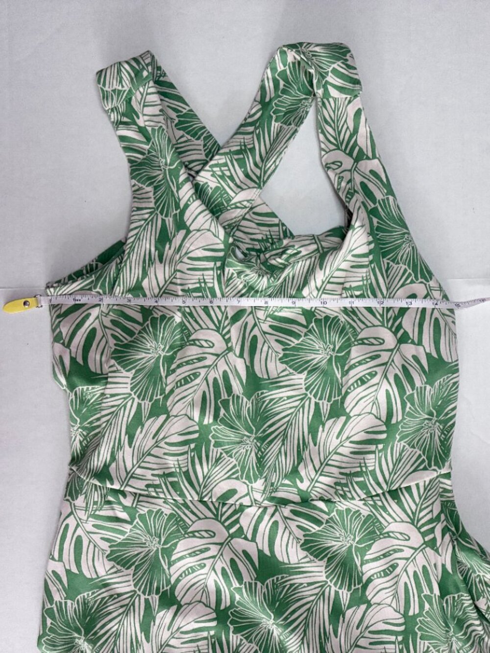 Pact Fit & Flare Open Back Maxi Dress w/ Bra + Pockets - L - Green Monstera - Picture 3 of 9
